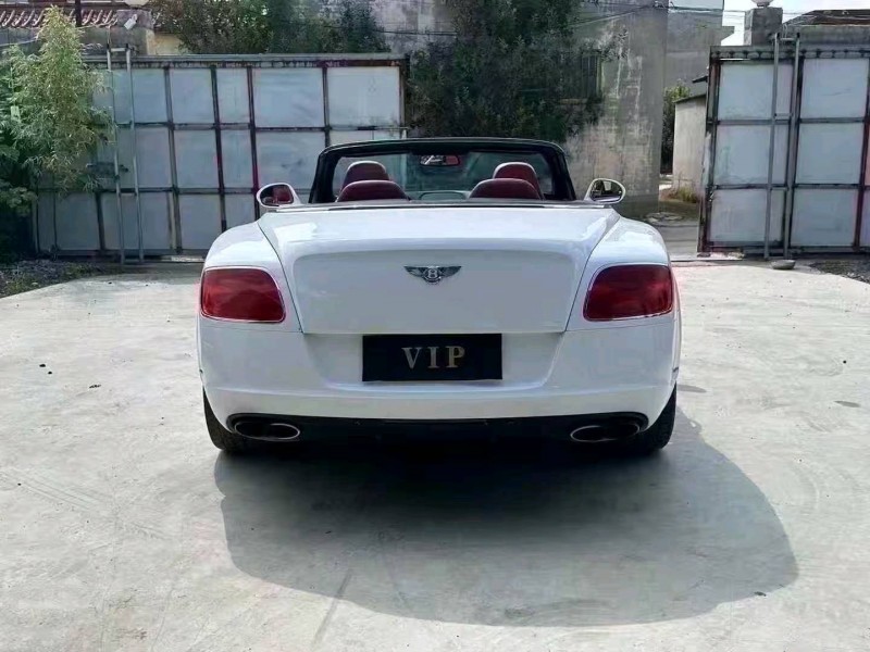 济宁14年宾利欧陆6