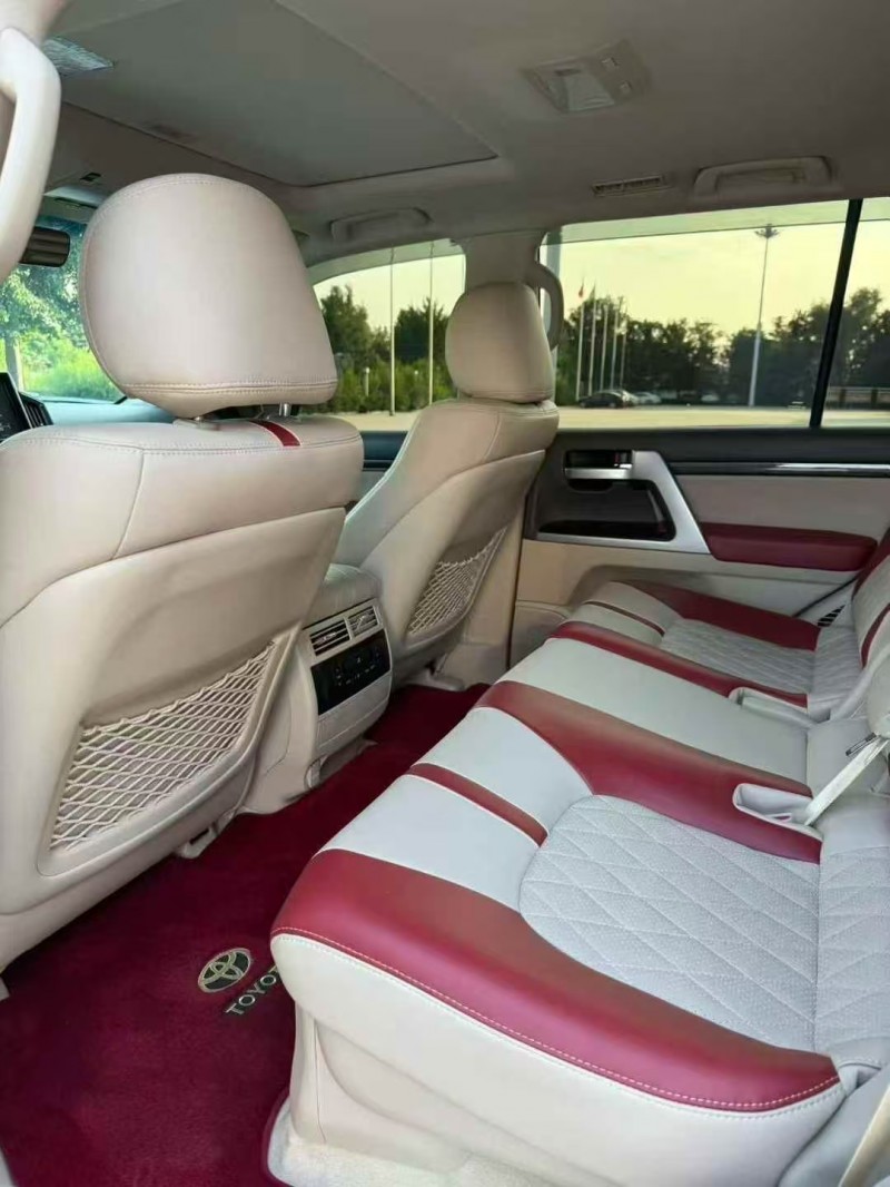 汕头23年丰田兰德酷路泽6