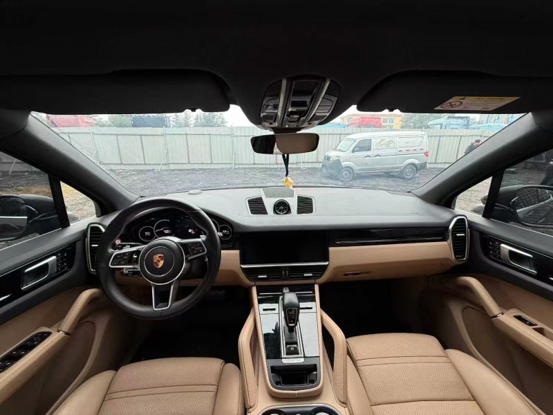 焦作19年保时捷卡宴5