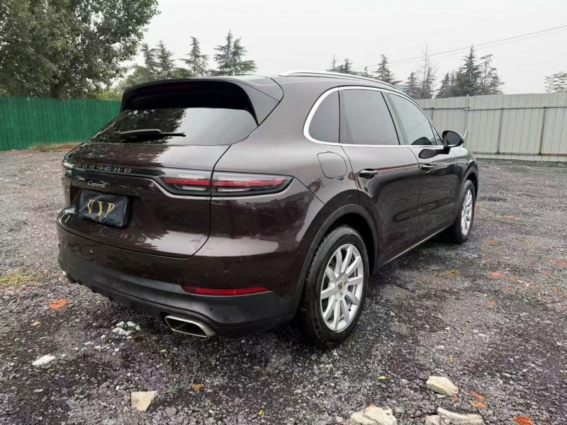 焦作19年保时捷卡宴7