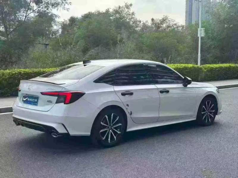 深圳23年本田型格8