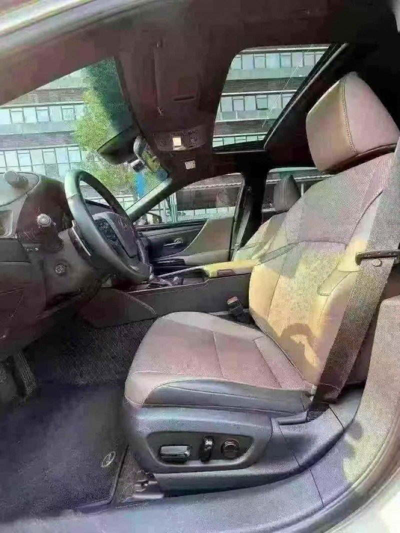 深圳23年雷克萨斯ES5