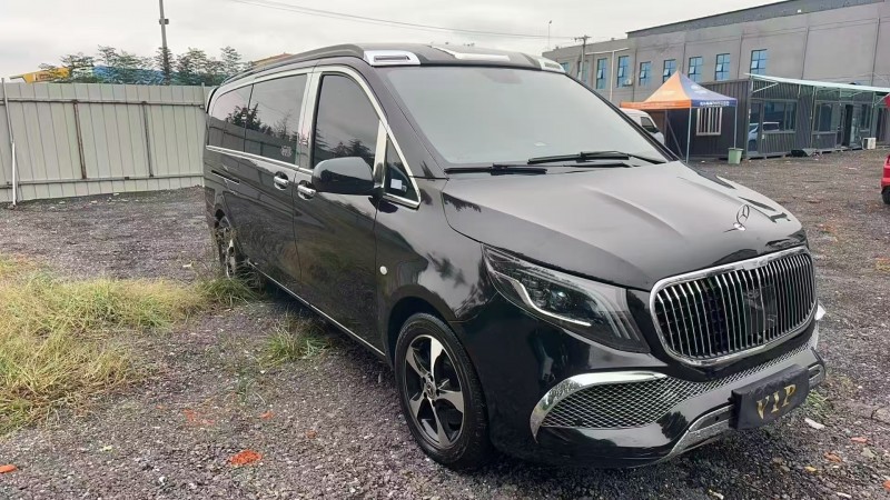 焦作19年奔驰威霆3