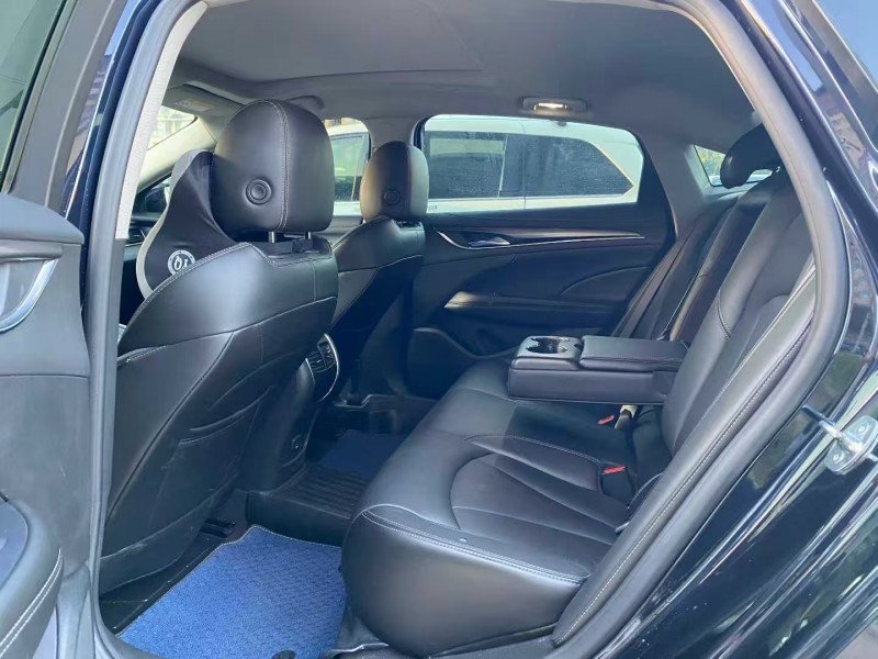 焦作21年别克君越6