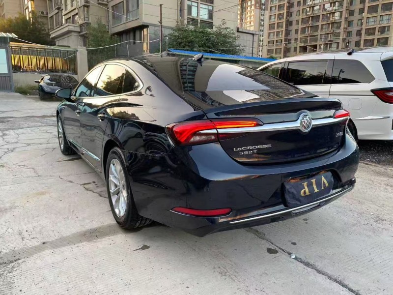 焦作21年别克君越8