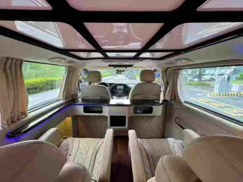 韶关18年奔驰威霆5