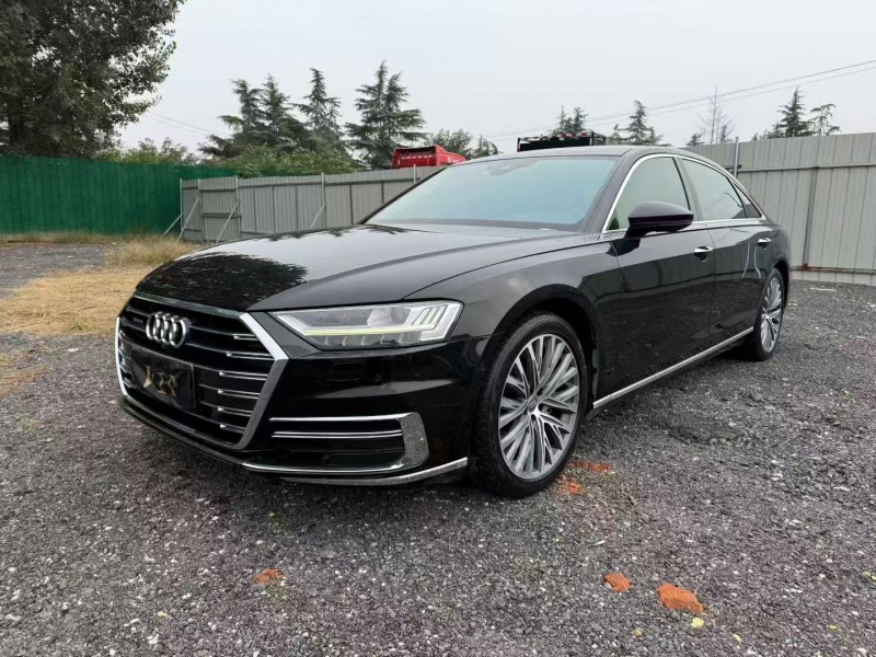 焦作19年奥迪A8L3