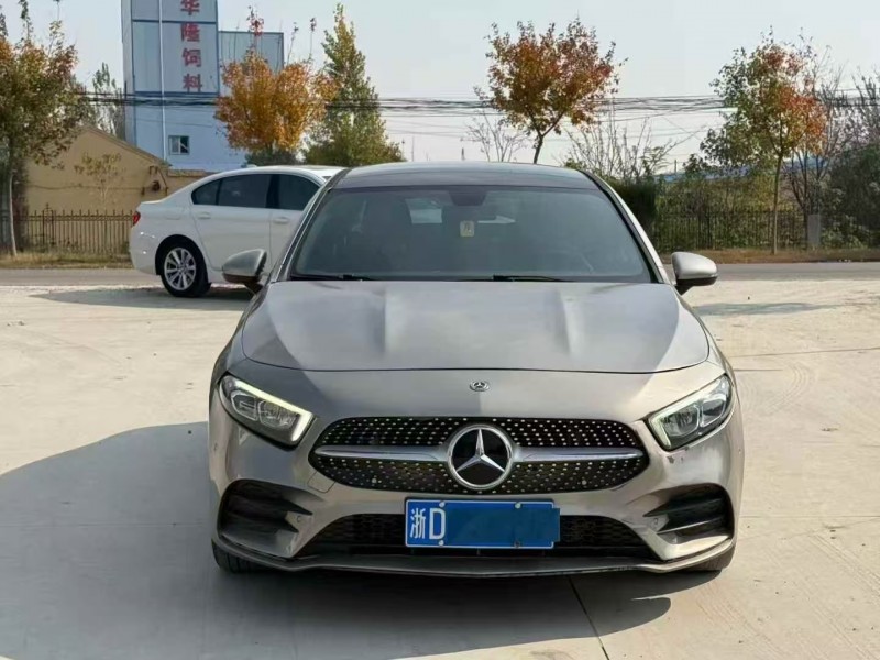 菏泽20年奔驰CLA1