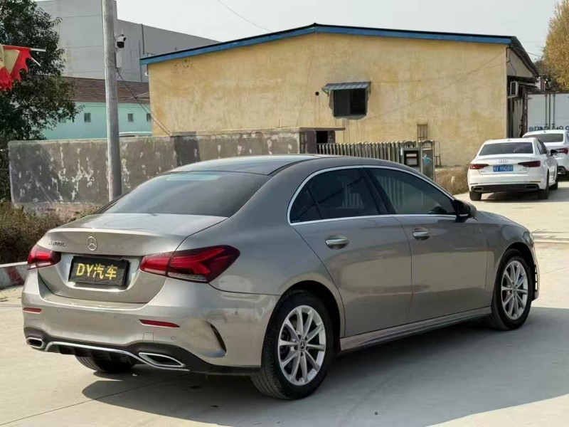 菏泽20年奔驰CLA9