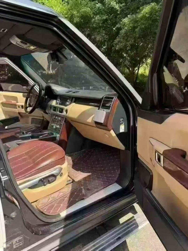 重庆12年路虎揽胜运动4