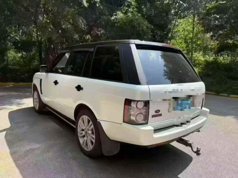 重庆12年路虎揽胜运动8