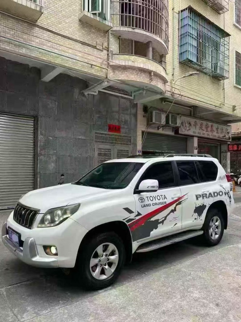 珠海13年丰田普锐斯2