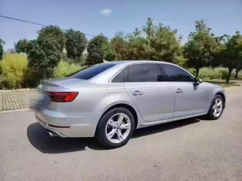 徐州17年奥迪A4L7