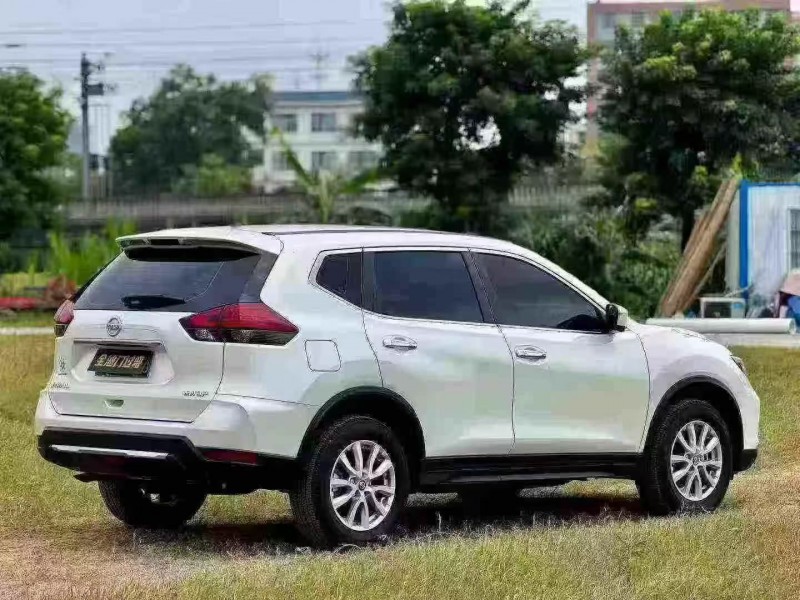 深圳24年日产奇骏7