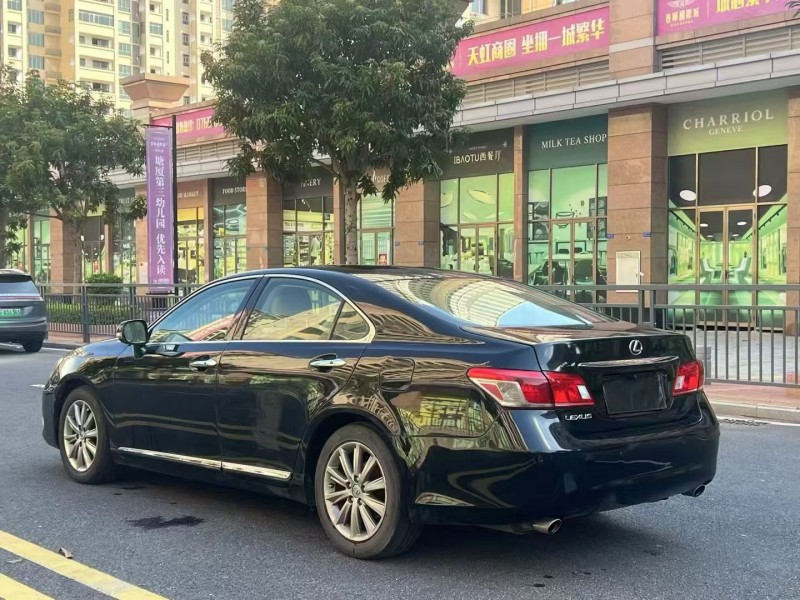 东莞11年雷克萨斯ES7