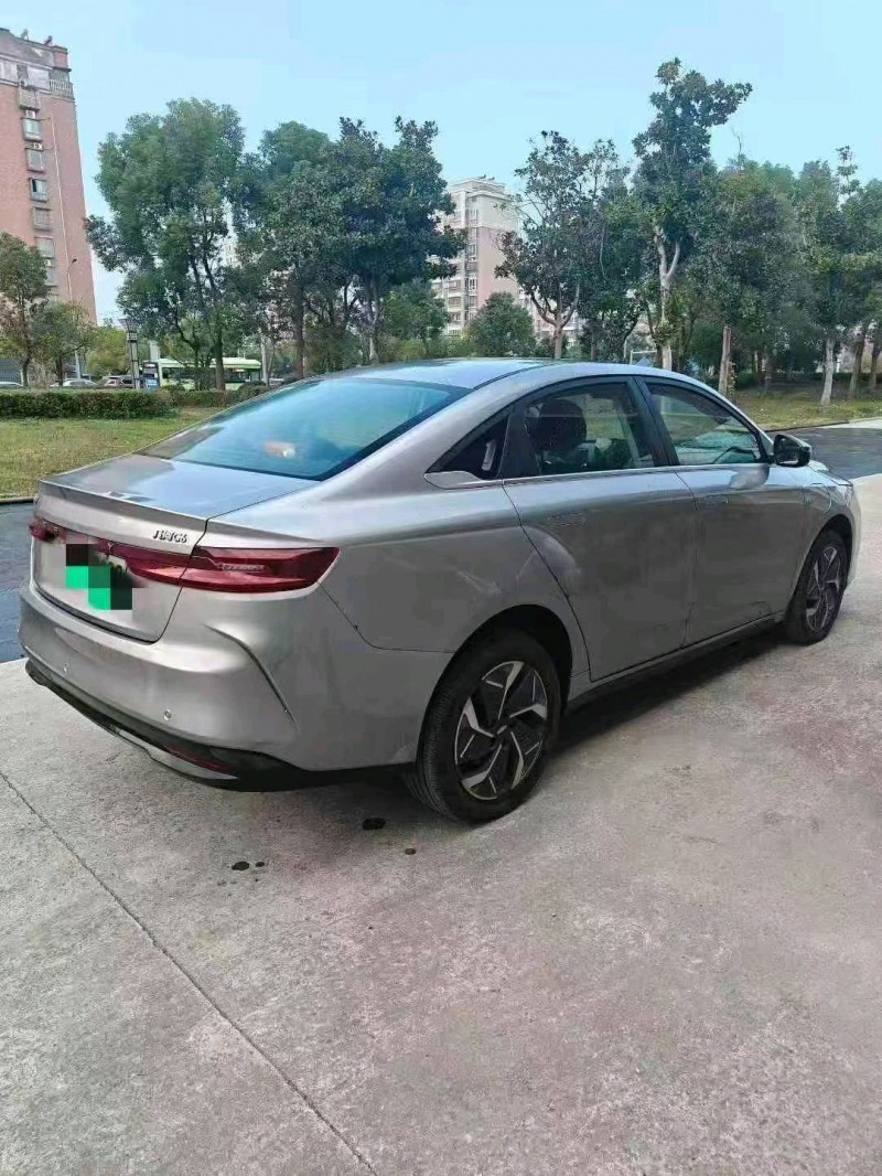 常州24年吉利几何8