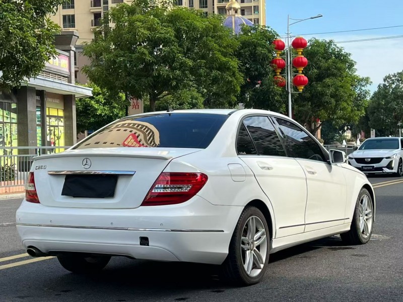 东莞13年奔驰C8