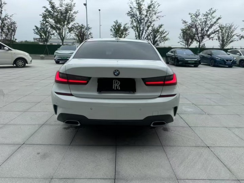 苏州21年宝马3系9