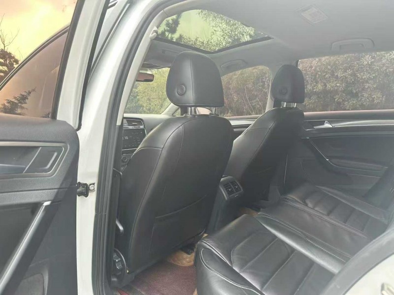 青岛16年大众高尔夫5