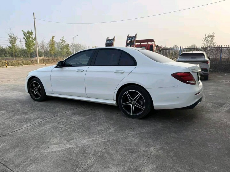 徐州20年奔驰E8