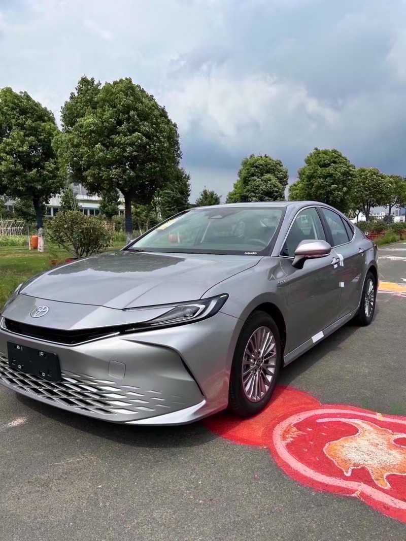 广州24年丰田凯美瑞2