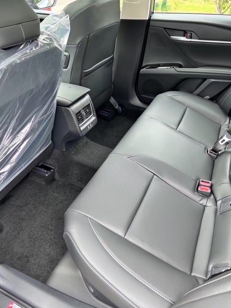 广州24年丰田凯美瑞4