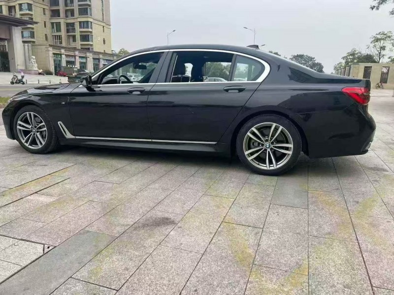 九江18年宝马7系7