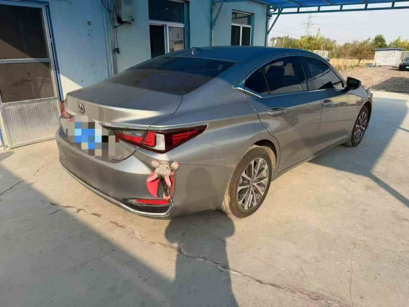 青岛24年雷克萨斯ES7