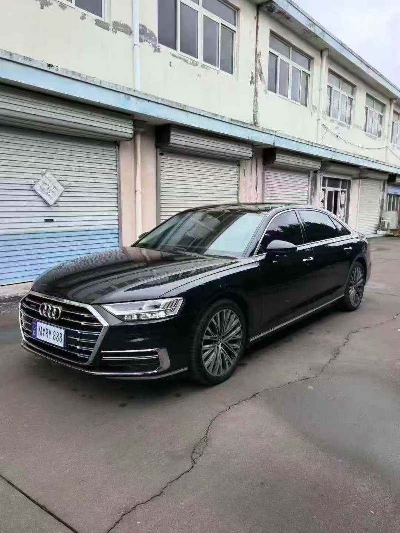 枣庄19年奥迪A8L3