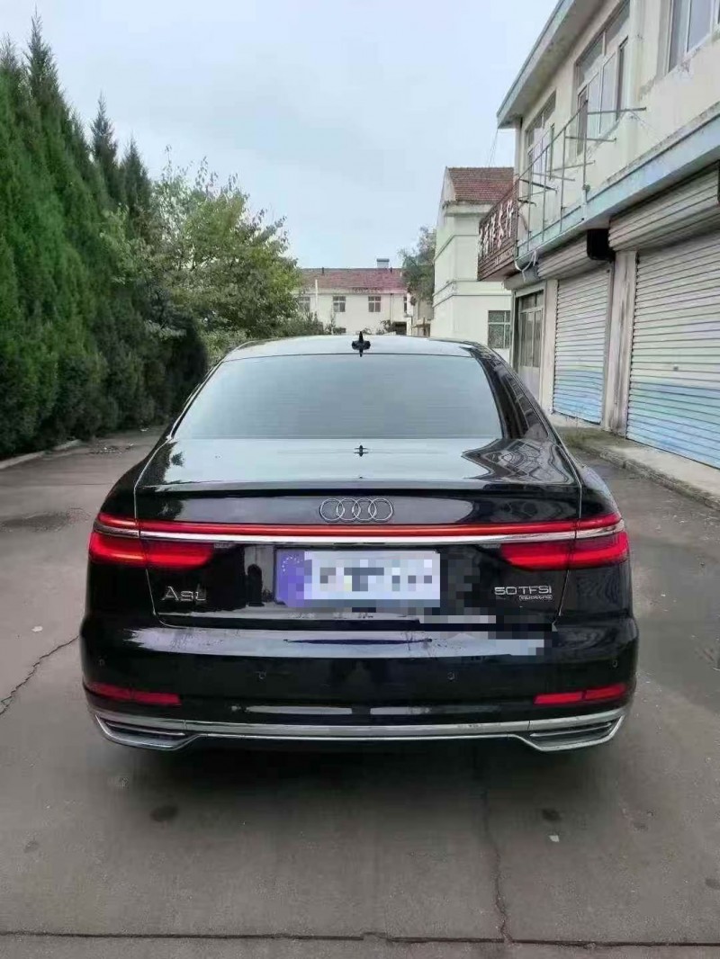 枣庄19年奥迪A8L9