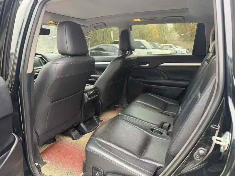 东营19年丰田汉兰达5