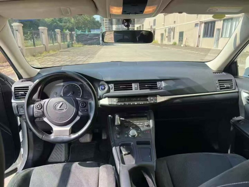 汕头21年雷克萨斯CT4