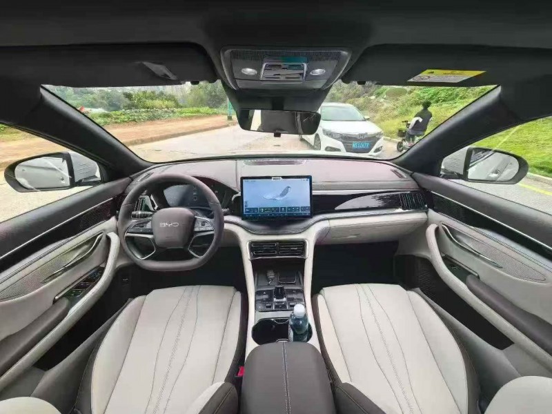 厦门25年比亚迪宋5