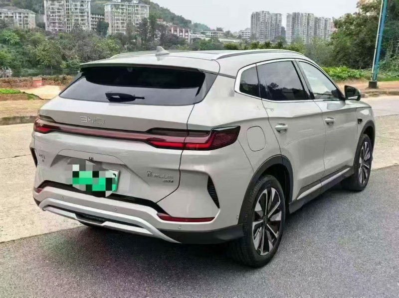 厦门25年比亚迪宋7