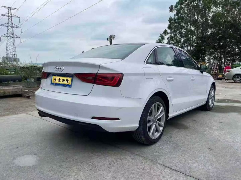 深圳15年奥迪A38