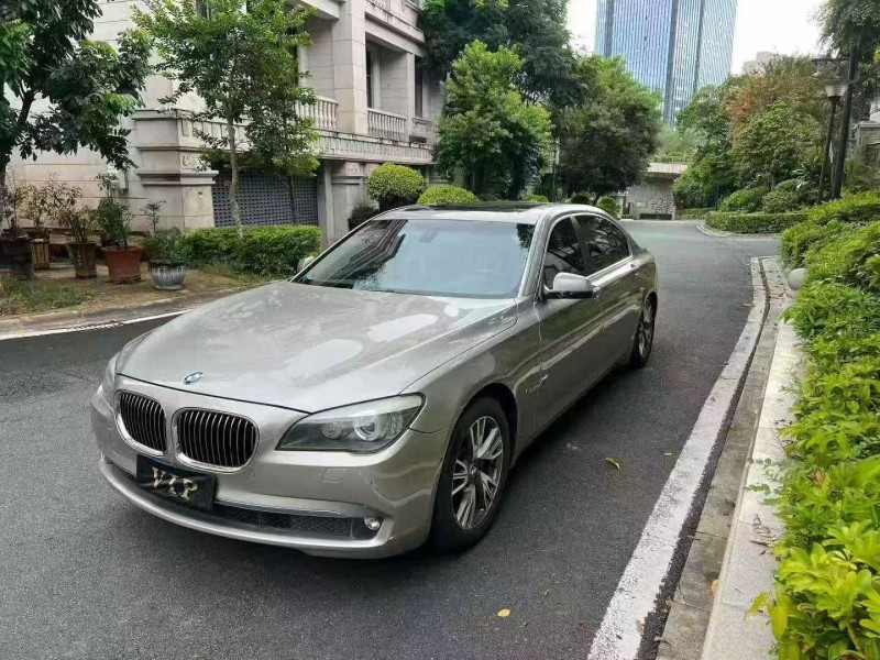 深圳20年宝马7系2