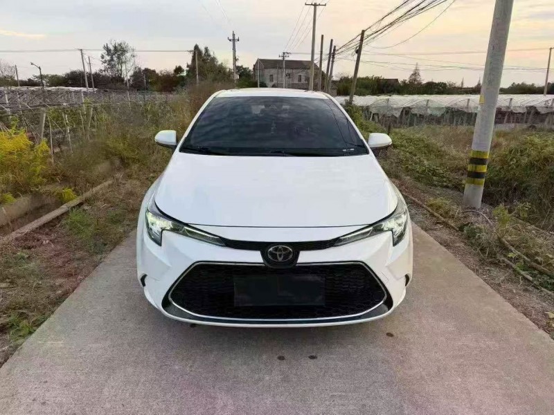 宁波23年丰田雷凌1