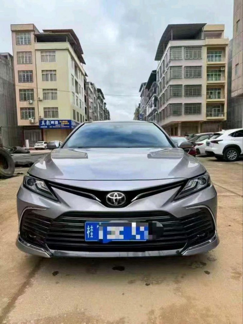 梧州22年丰田凯美瑞1