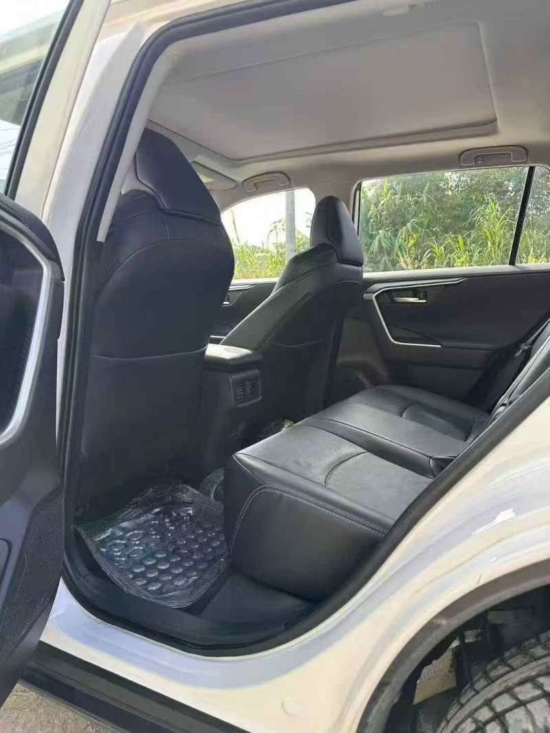 梧州23年丰田威兰达7