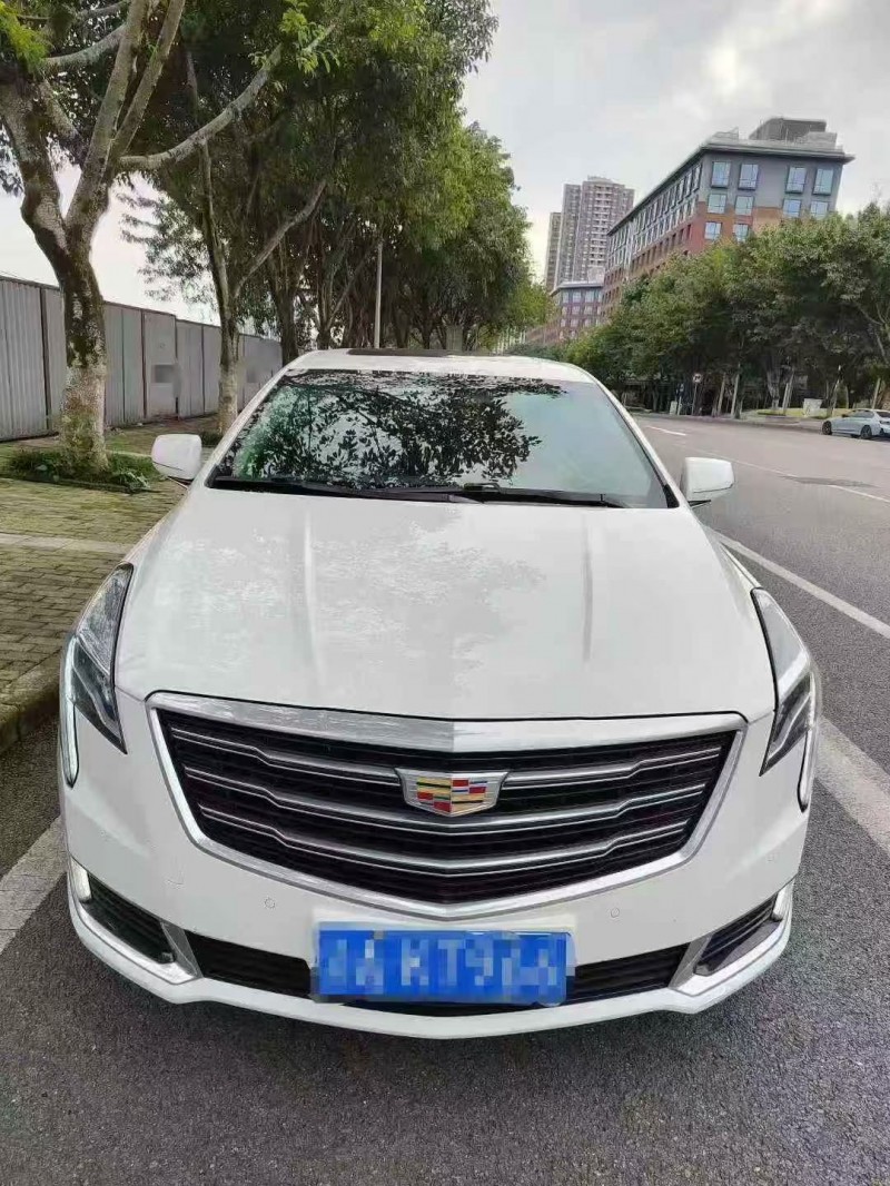 重庆19年凯迪拉克XTS1