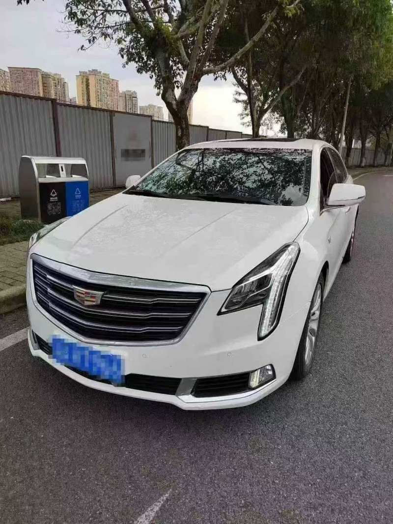 重庆19年凯迪拉克XTS3