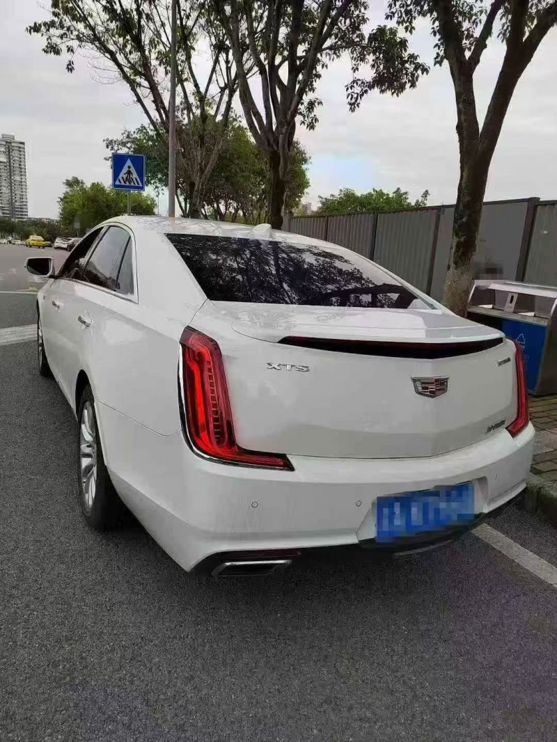重庆19年凯迪拉克XTS8