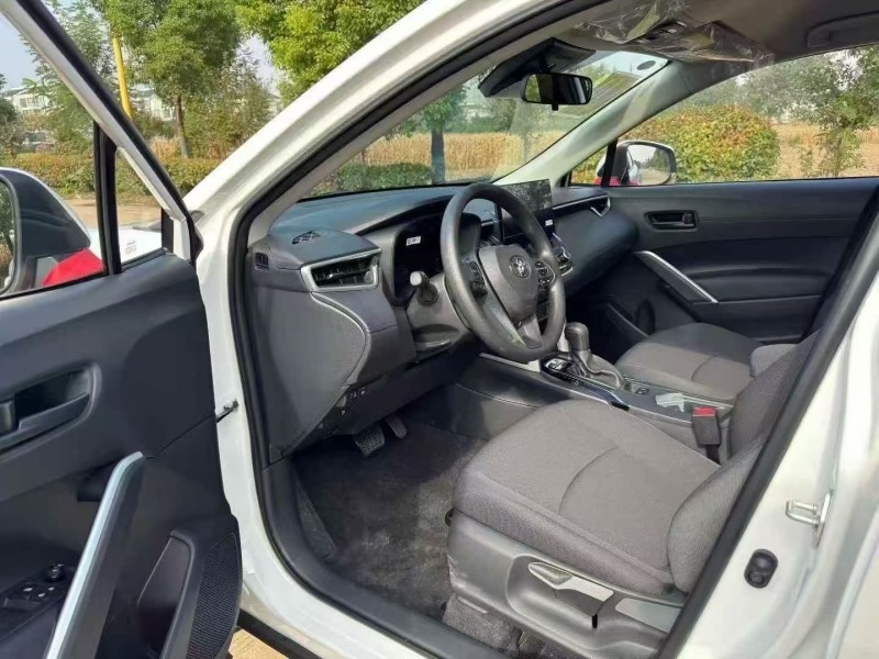 徐州25年丰田锐放5