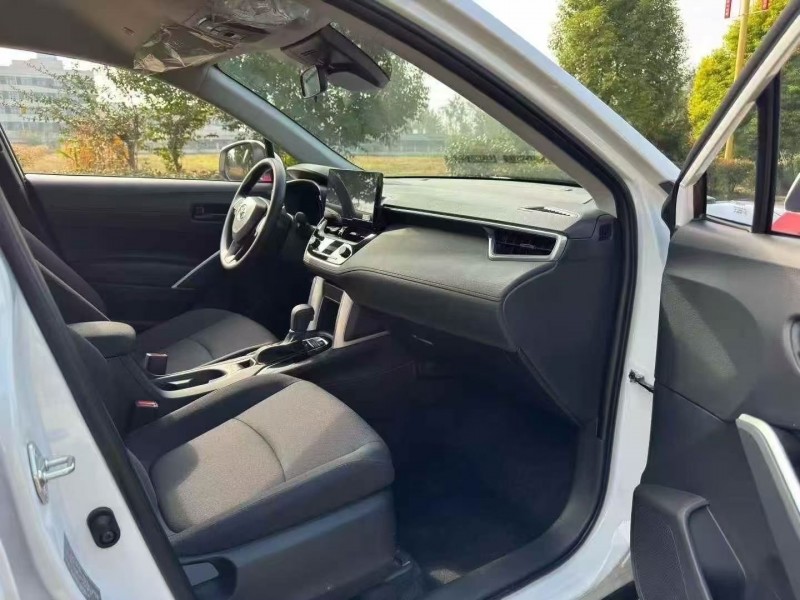 徐州25年丰田锐放7