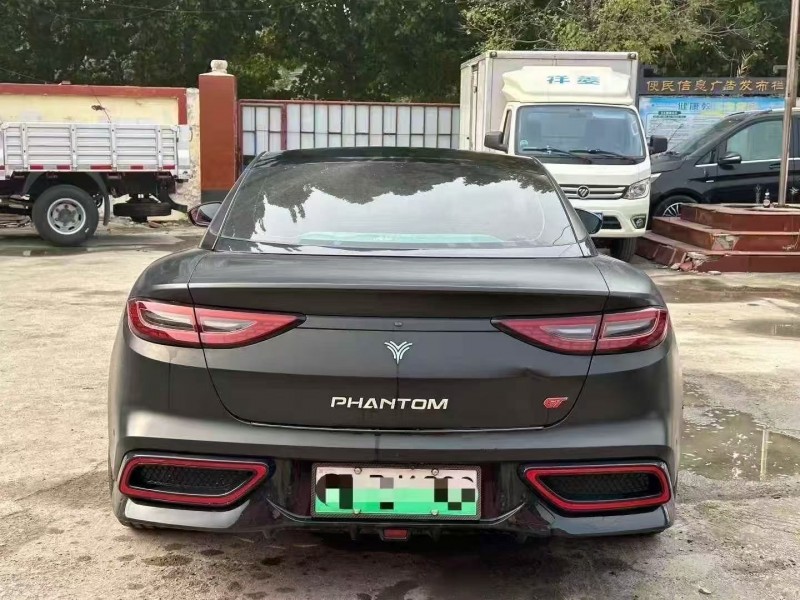 淄博23年哪吒GT8