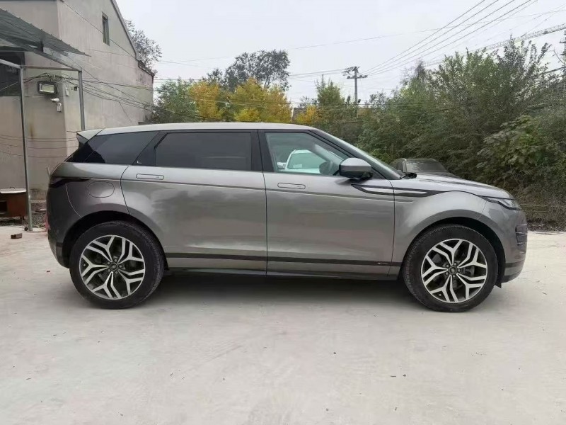 枣庄22年路虎极光7