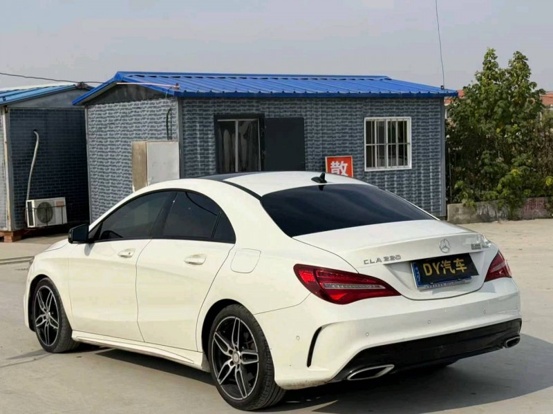 菏泽17年奔驰CLA7