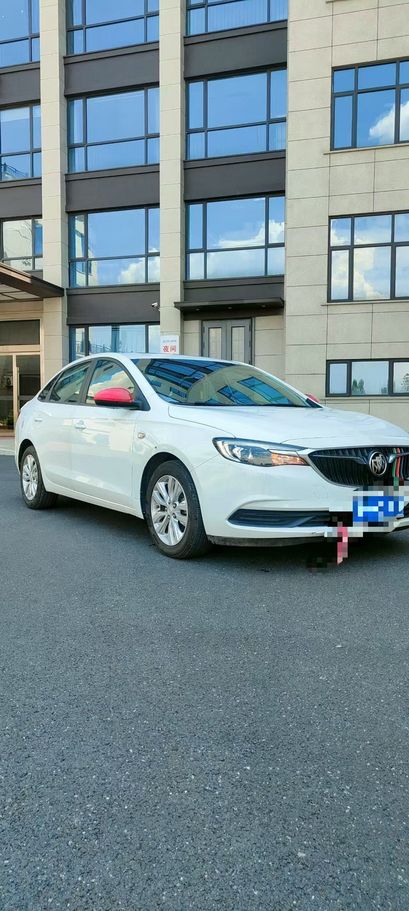 菏泽22年别克英朗3