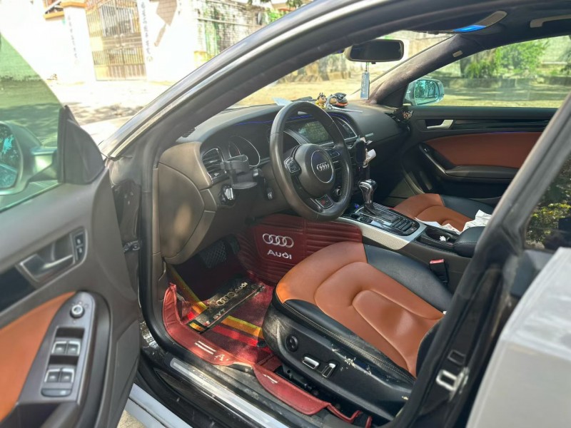 湛江12年奥迪A59