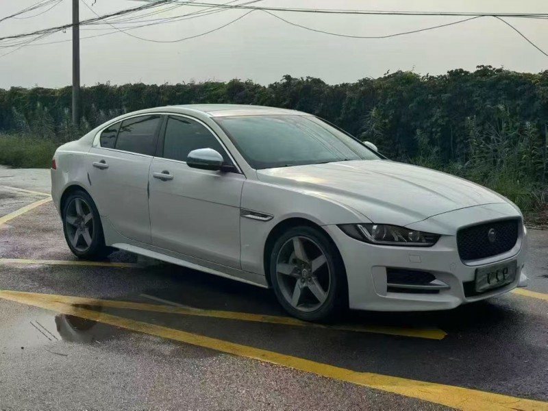 新乡16年捷豹XE3